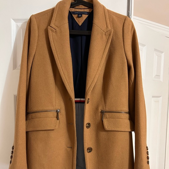 Tommy Hilfiger Jackets & Blazers - Tommy Hilfiger coat XS Camel
Length of the coat 86 cm